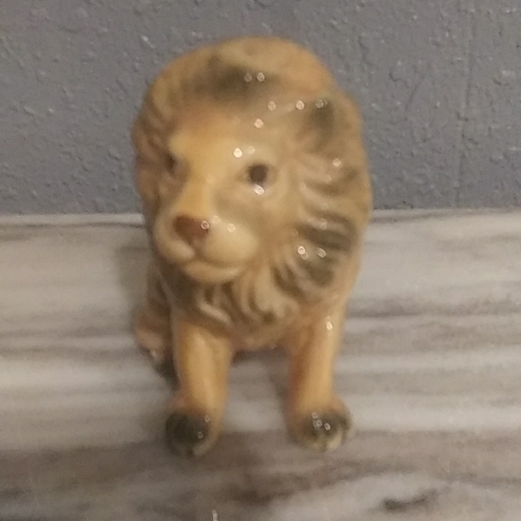 Vintage Bone China Lion Figurine - Picture 2 of 7